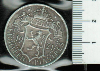 Zypern: 18 Piaster: 1921, Greorgius V. / Wappen, 925 Silber mit original Patina 
