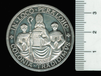 Deutschland/Bayern: Perlach 1.200 Jahr-Feier 1970 / Bischoff von Freising mit Urkunde, 20g/999,9 Silber 