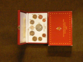 Vatican/Vatikan: Kursmünz-Serie 2008  'PROOF', Papst Benedikt XVI., Original-KMS in 'polierter Platte' incl. Silber-Medaille 