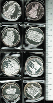 Bayern: 800 Jahre Wittelsbacher, jedes Geschenkset besteht aus 4 Silbermedaillen in Folie/Etui mit Zertifikat (35,8 g Feinsilber) 
